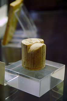 Pieza de un ajedrez árabe del siglo IX conservada en París