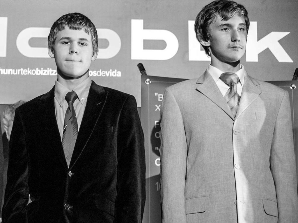 Magnus Carlsen y Sergey Karjakin en su época adolescente. David Llada