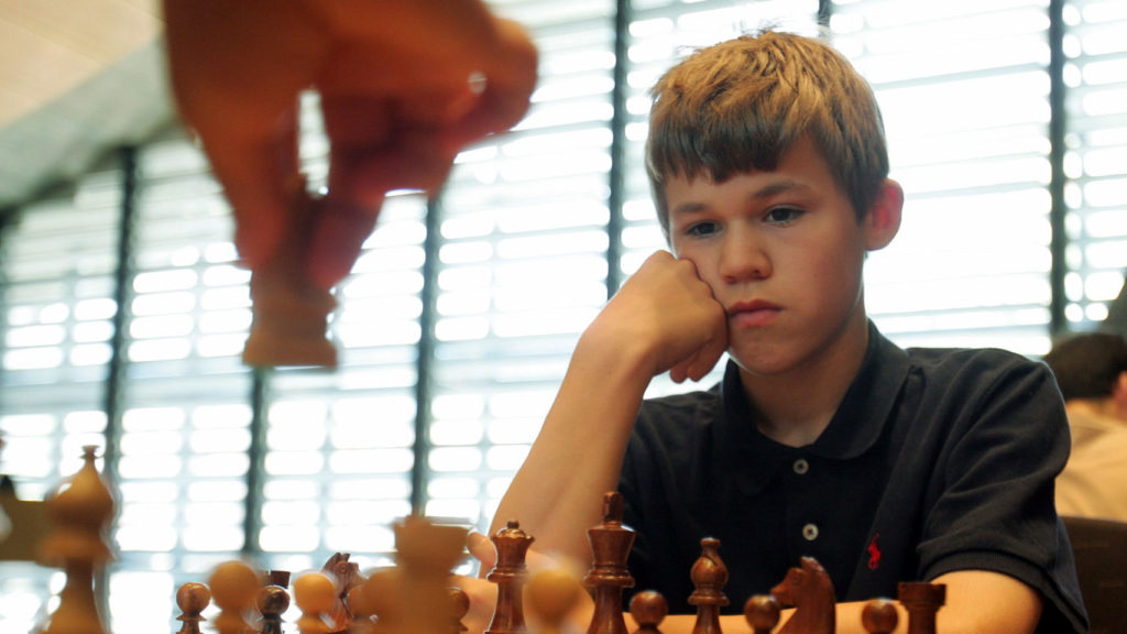 Carlsen, con 14 años, durante una de sus primeras competiciones oficiales. Gtres 