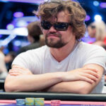 magnus-carlsen-poker-jugar