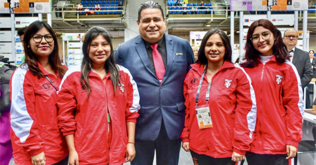 Equipo Femenino Peruano. Foto cortesía: Patricia Claros Aguilar